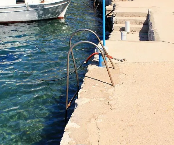 Lägenhet Zaklopatica 8393b